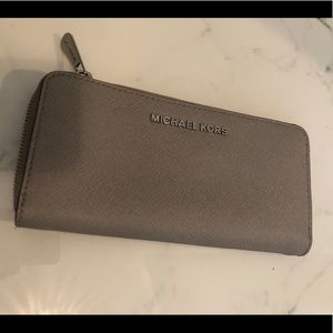 Michael Kors wallet